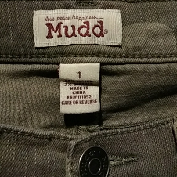 Clothes - Picture 2 of 3